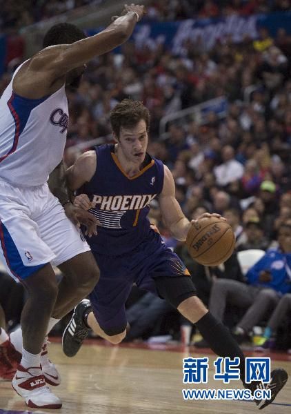 廖三宁：感谢球迷来现场给我们加油助威 每场胜利都会给球队积累信心