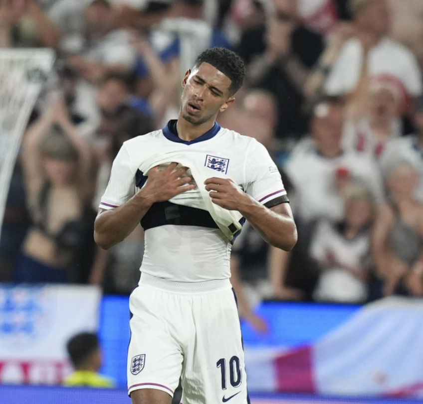 欢呼声与助 欢呼声与助